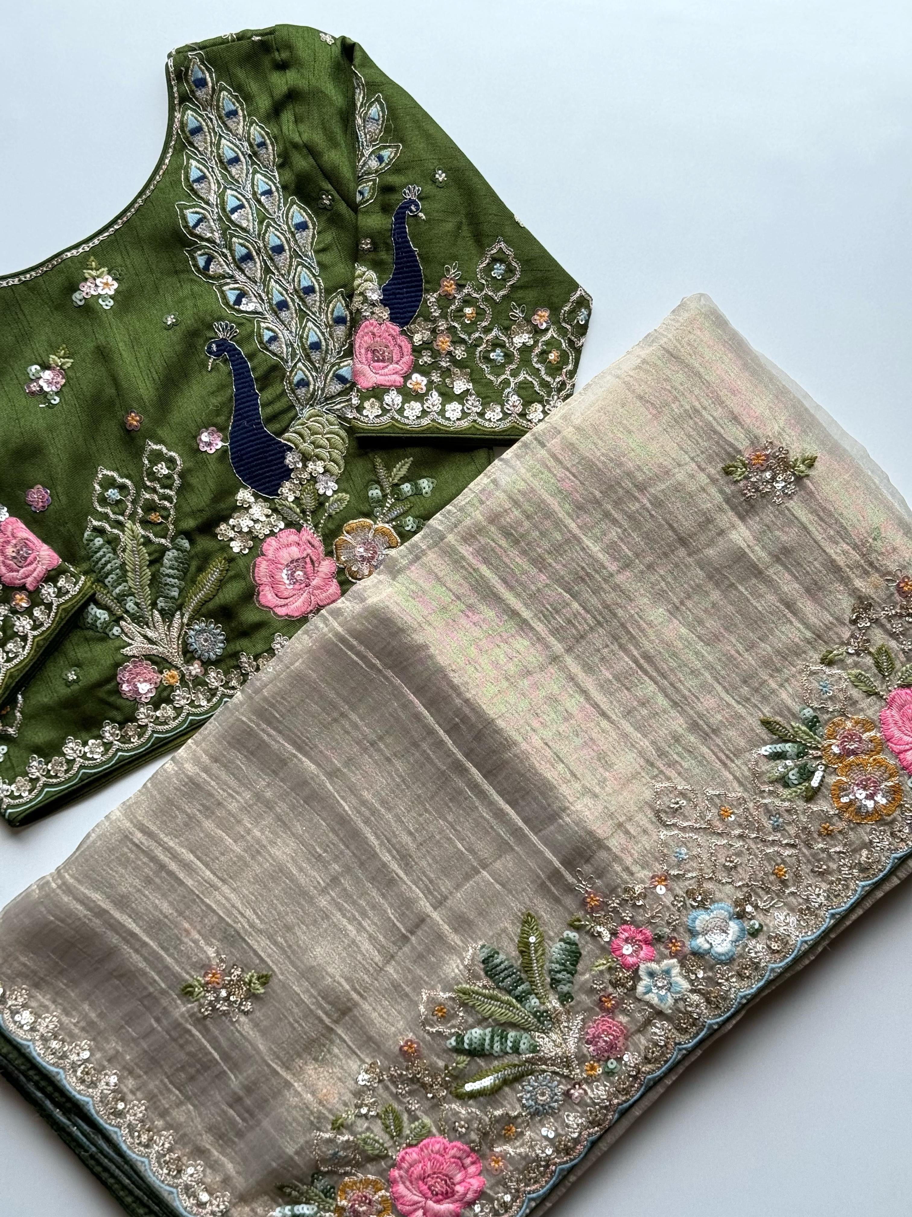 Aruna Banarasi Tissue Sare